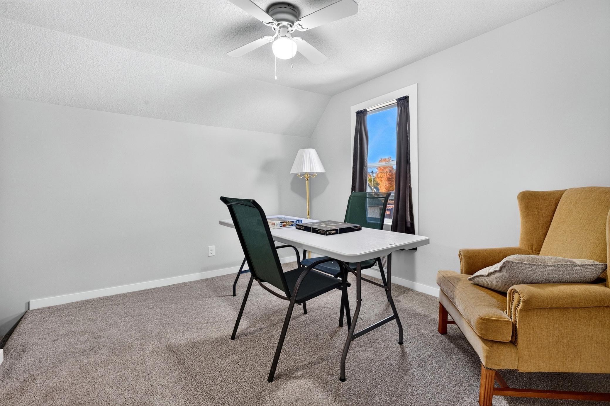 207 4th Street Ne Property Photo 17