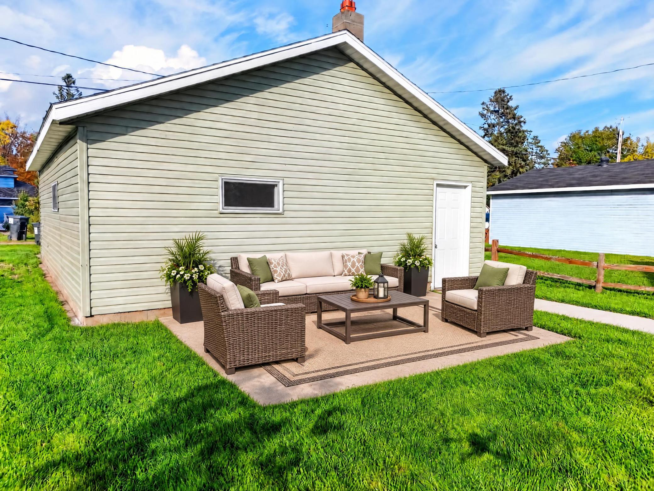 207 4th Street Ne Property Photo 24