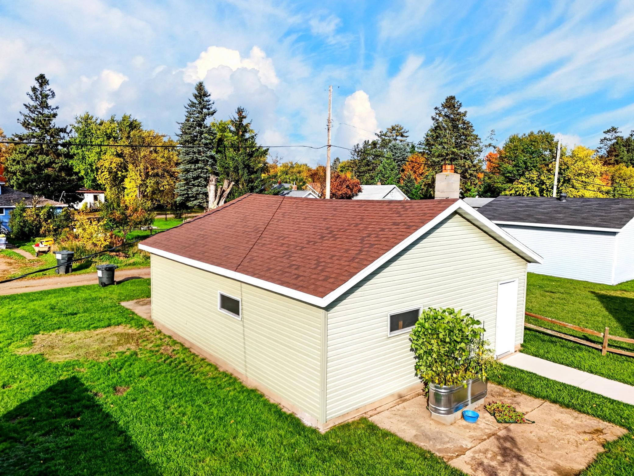 207 4th Street Ne Property Photo 25