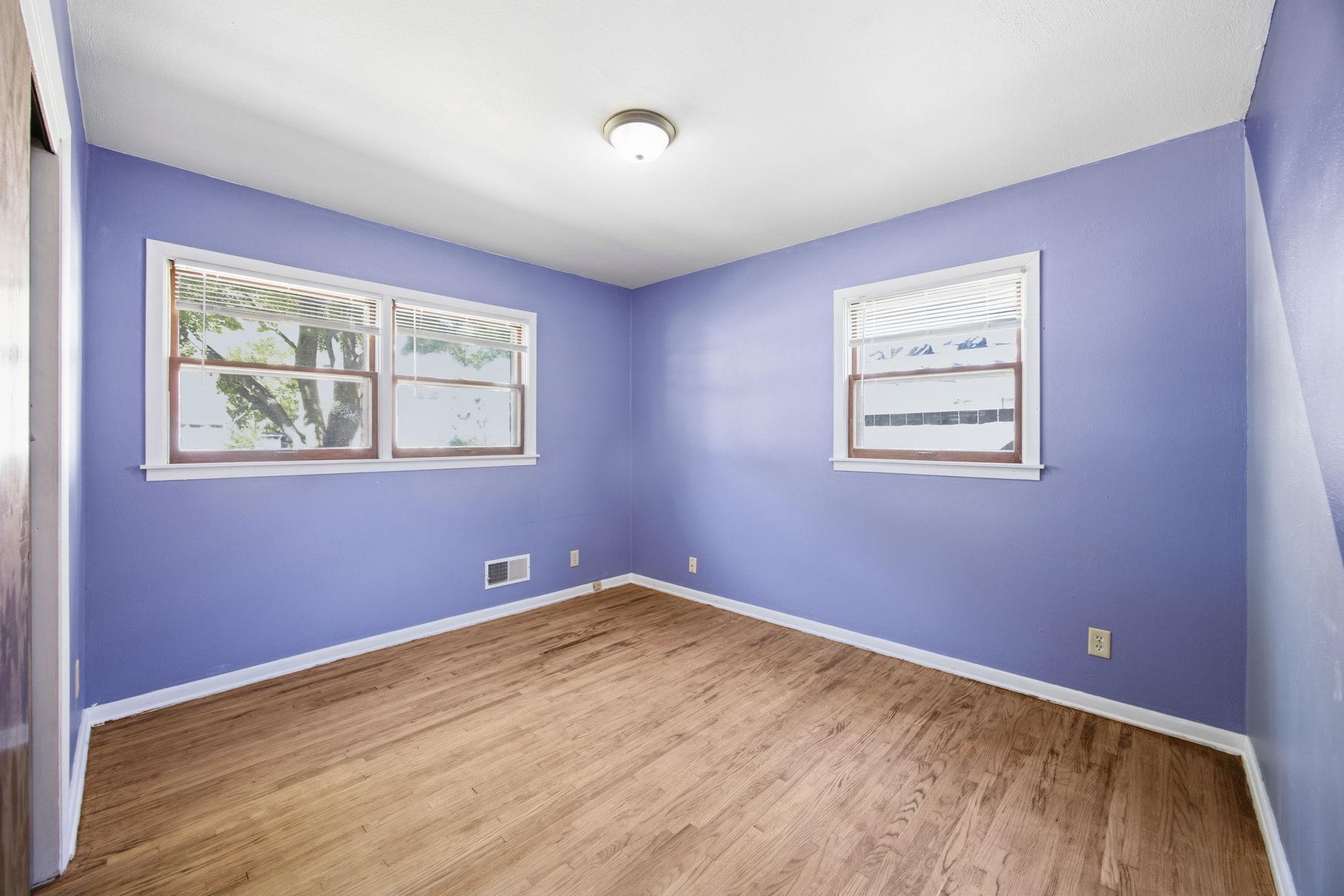 920 Magnolia Avenue E Property Photo 8