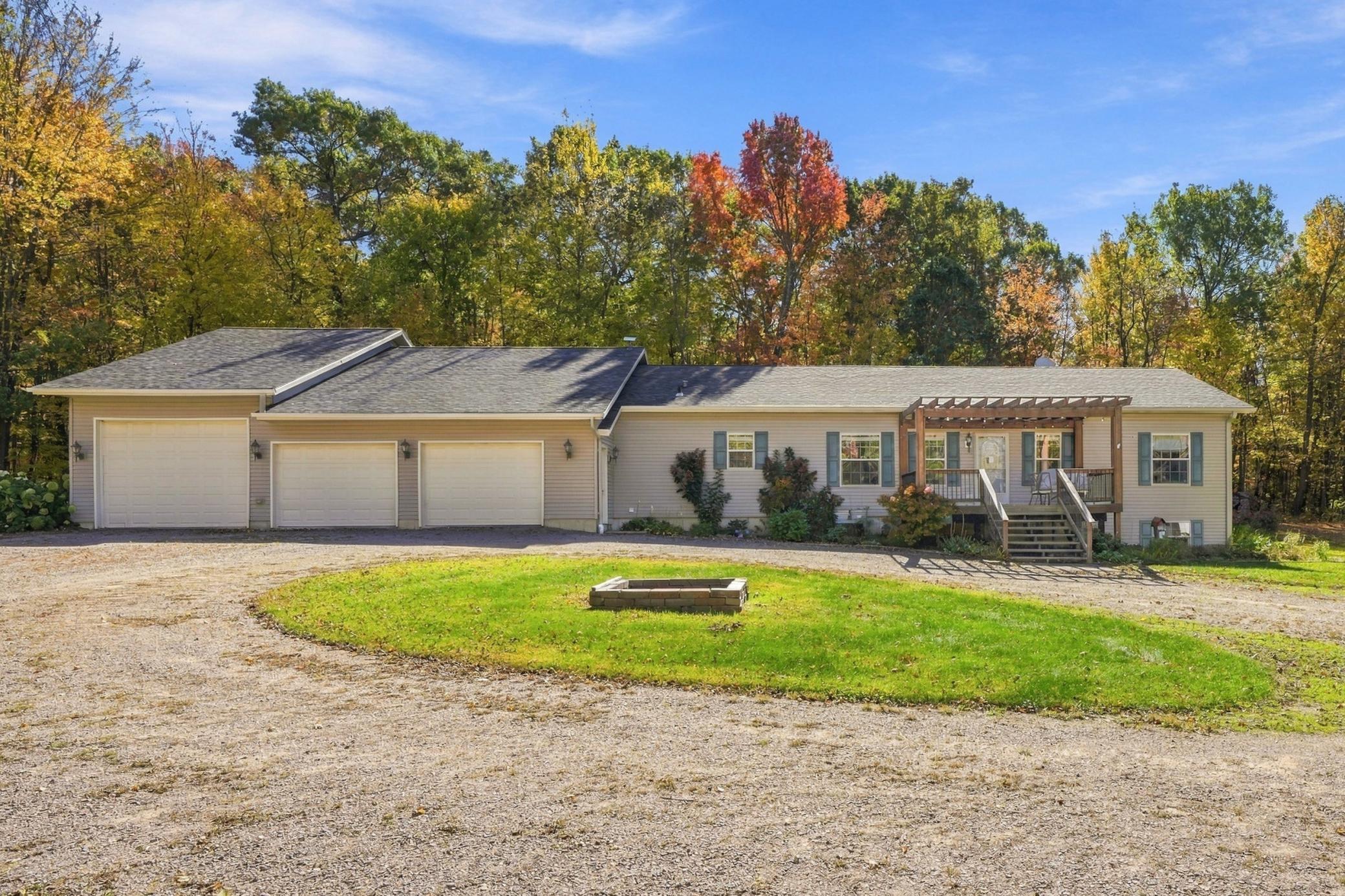 W15501 Us Highway 10 Property Photo 1
