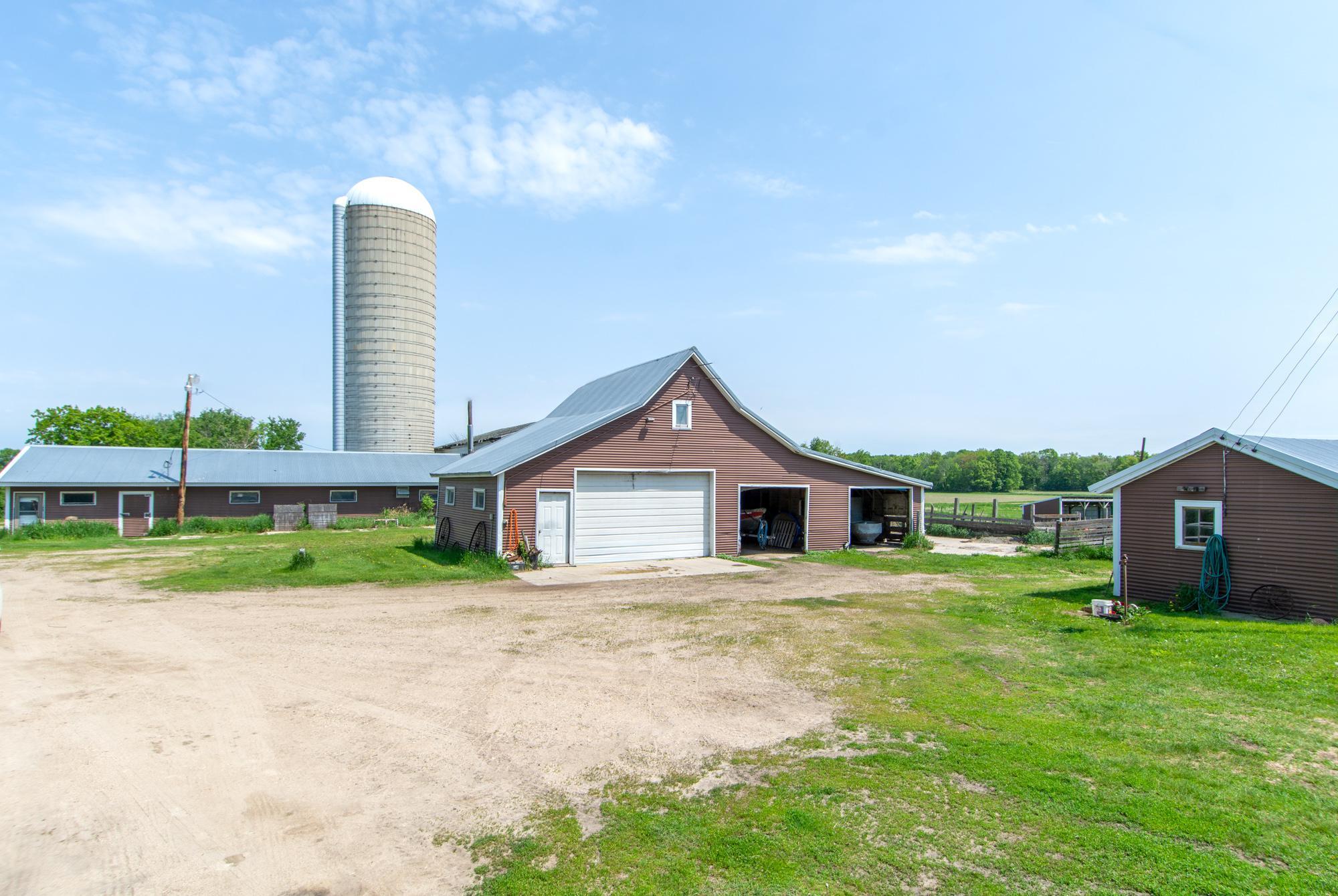 41936 County 75 Property Photo 22