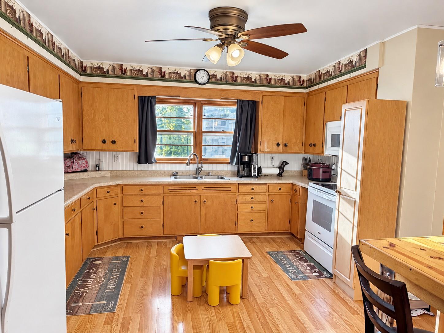 1314 Tainter Street Property Photo 4