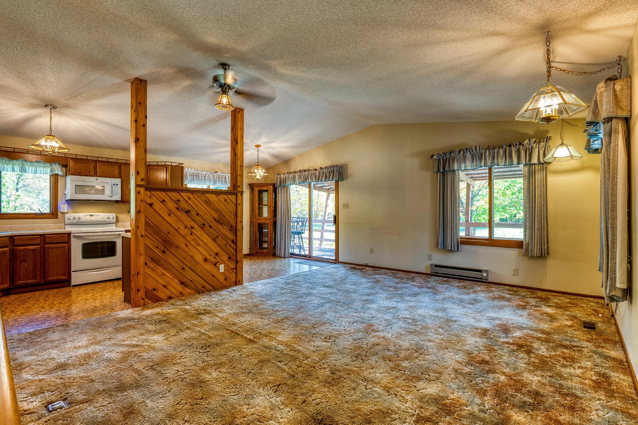 9330 Country Club Road Ne Property Photo 15