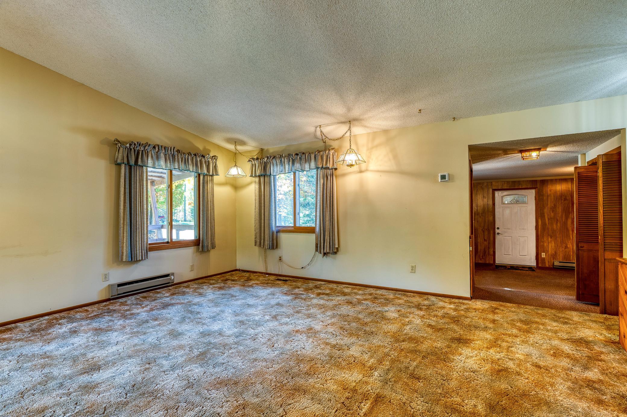 9330 Country Club Road Ne Property Photo 16