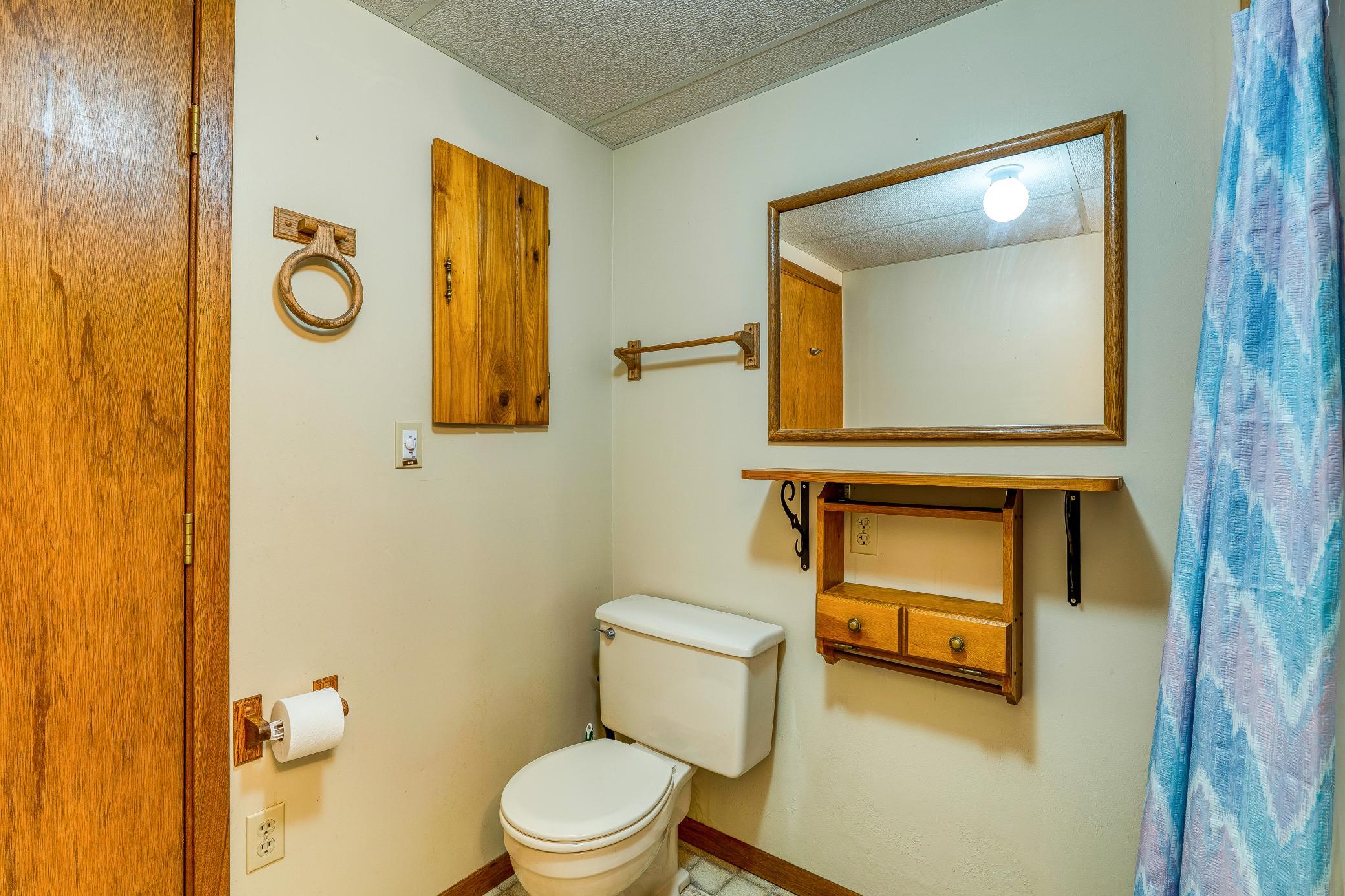 9330 Country Club Road Ne Property Photo 36