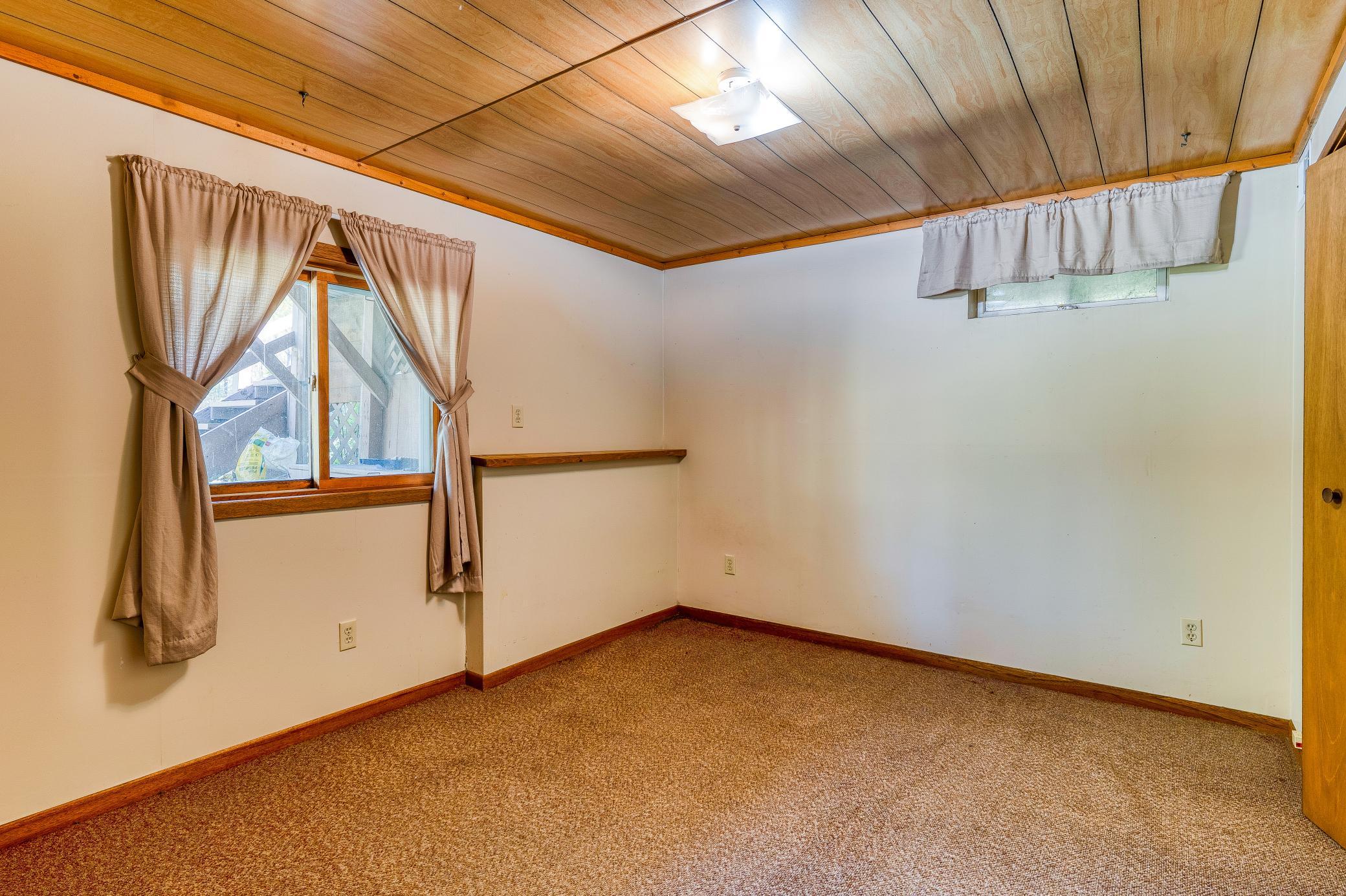 9330 Country Club Road Ne Property Photo 43