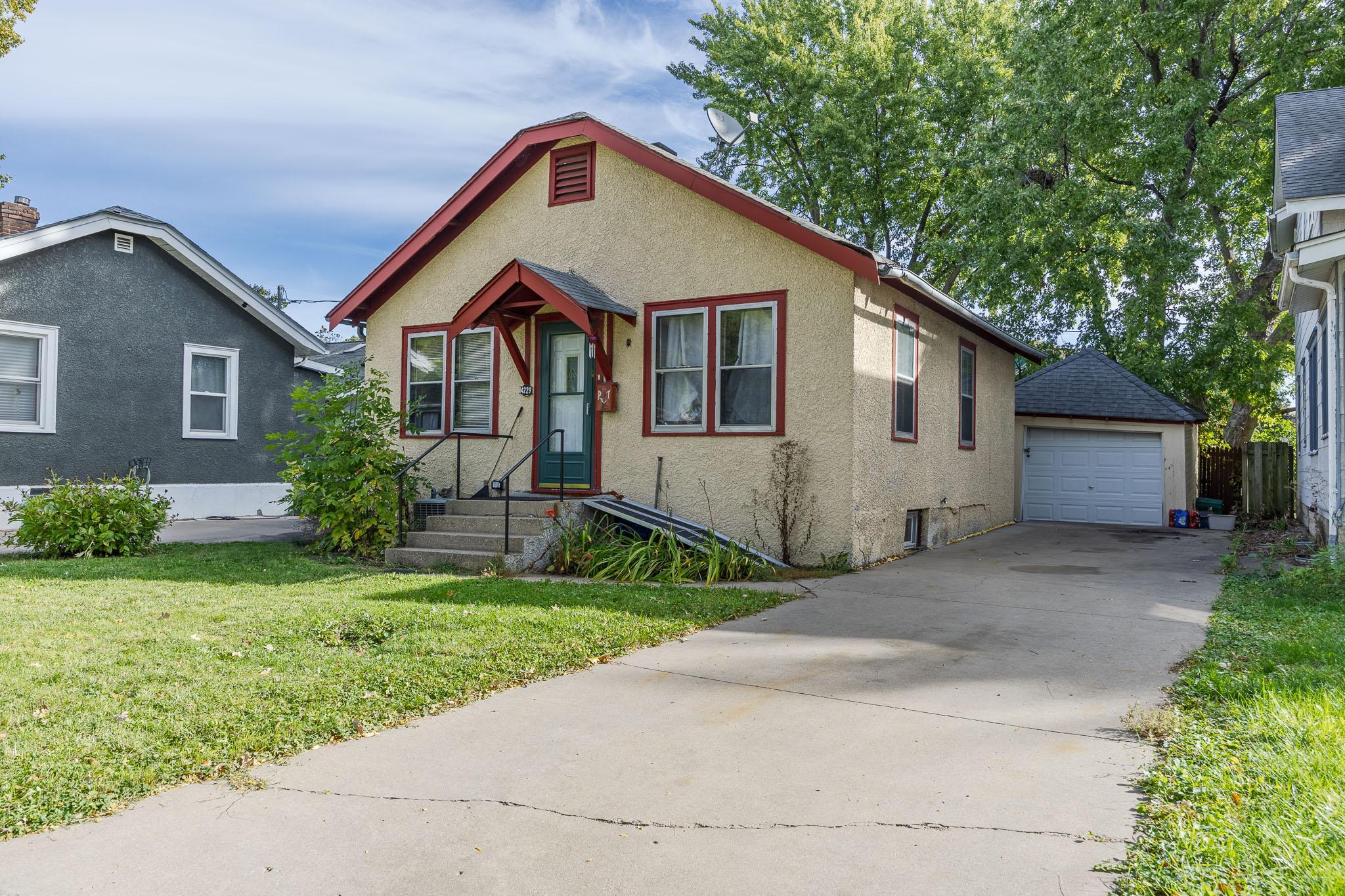 4229 Cheatham Avenue Property Photo 3