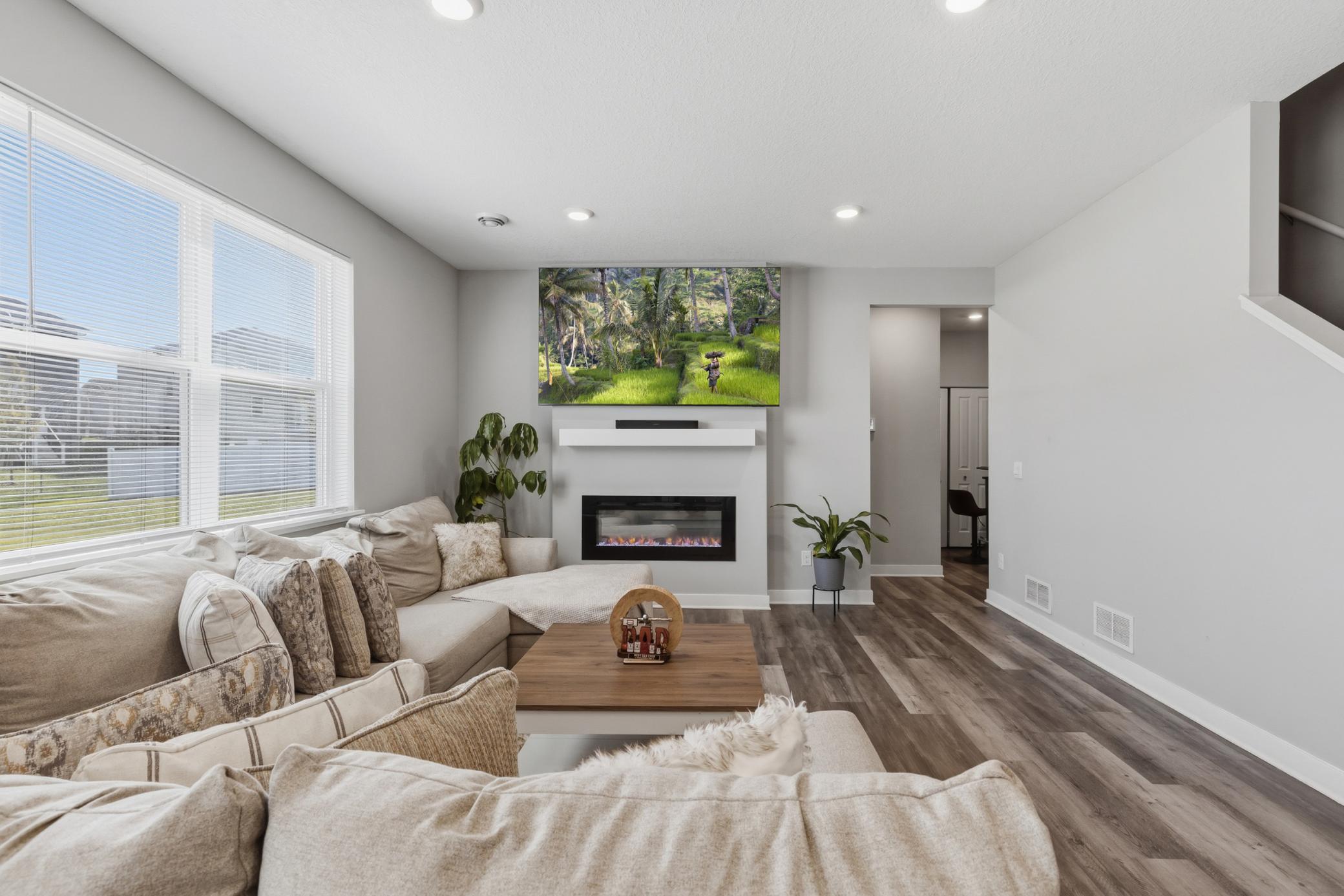 1746 Athens Terrace Property Photo 17