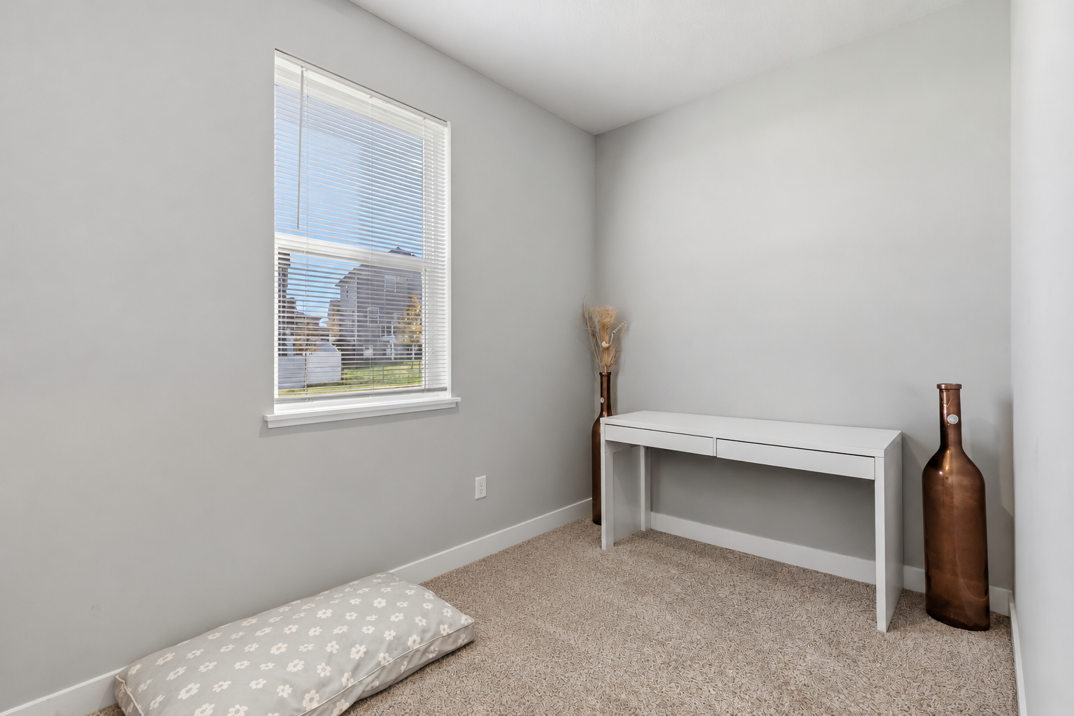 1746 Athens Terrace Property Photo 18