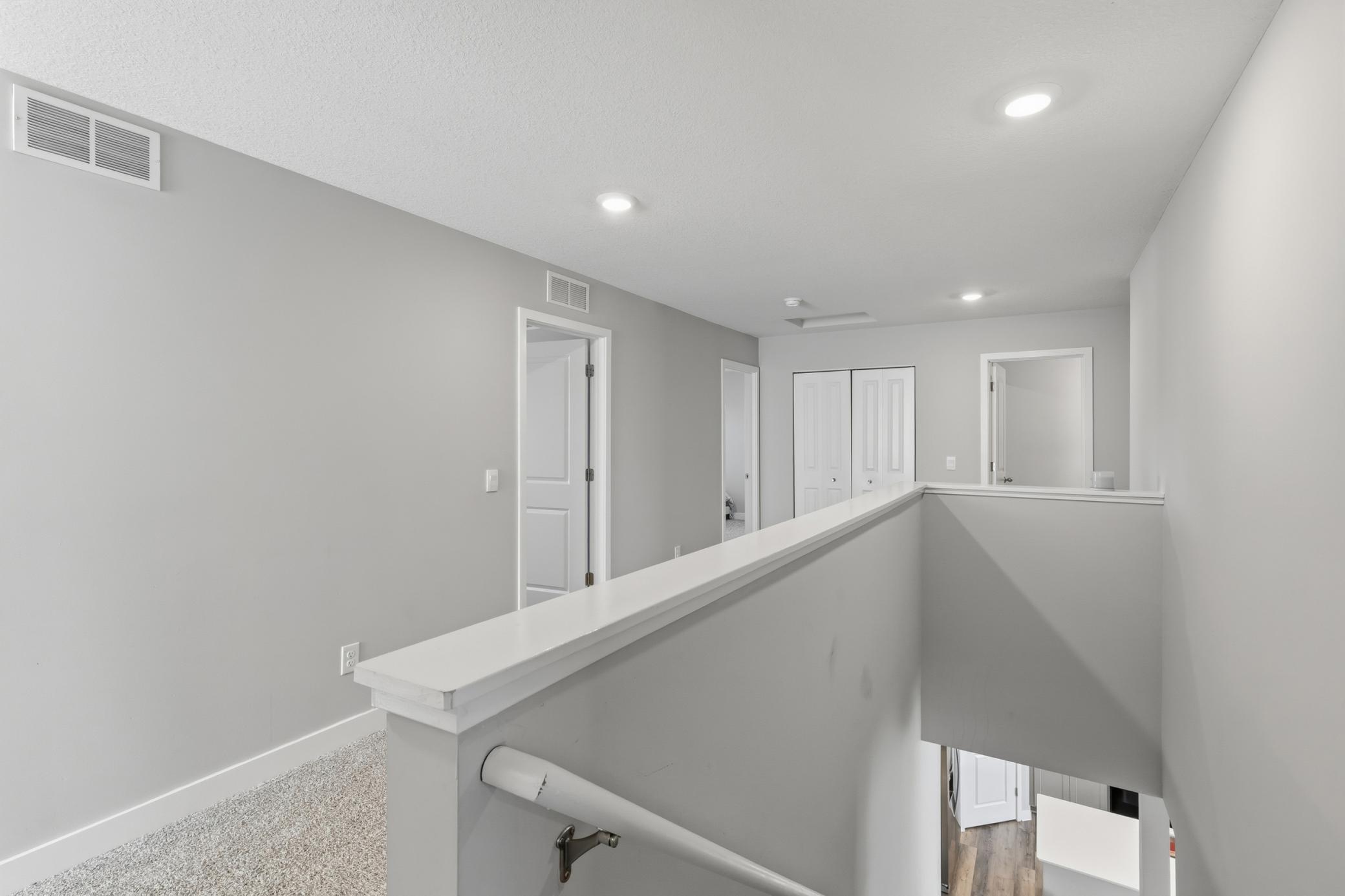 1746 Athens Terrace Property Photo 20