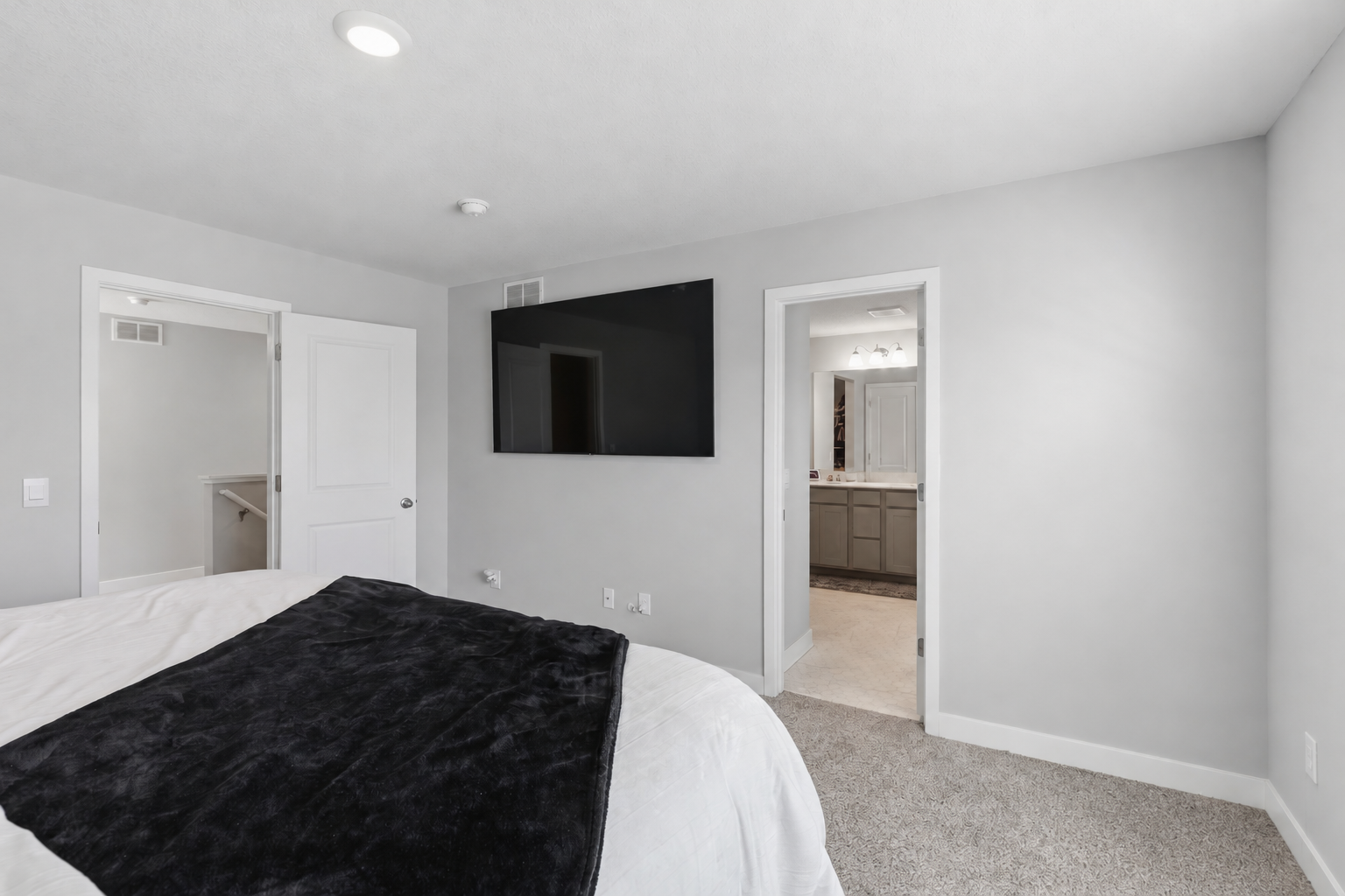 1746 Athens Terrace Property Photo 22