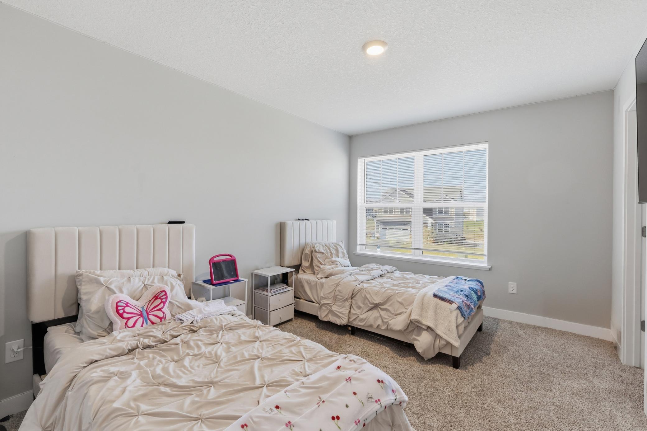 1746 Athens Terrace Property Photo 26