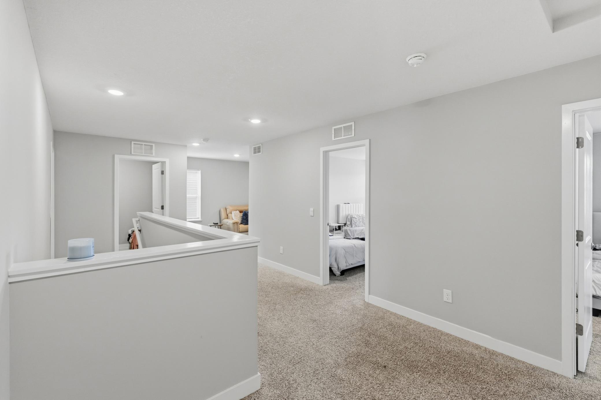 1746 Athens Terrace Property Photo 31