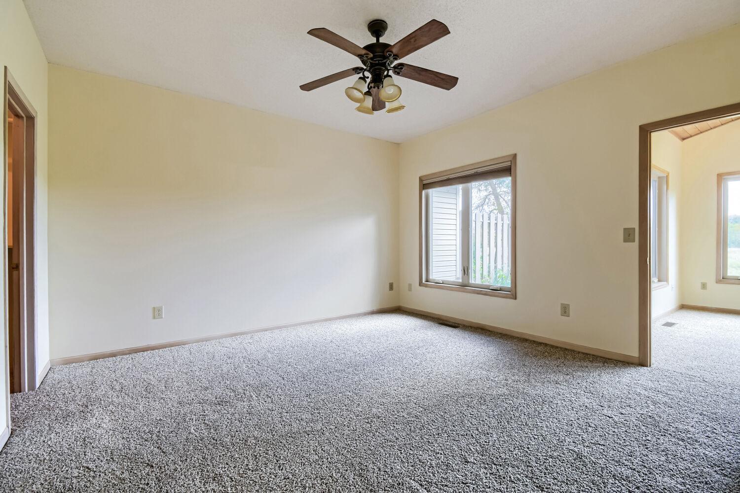 9445 Winslow N Property Photo 14