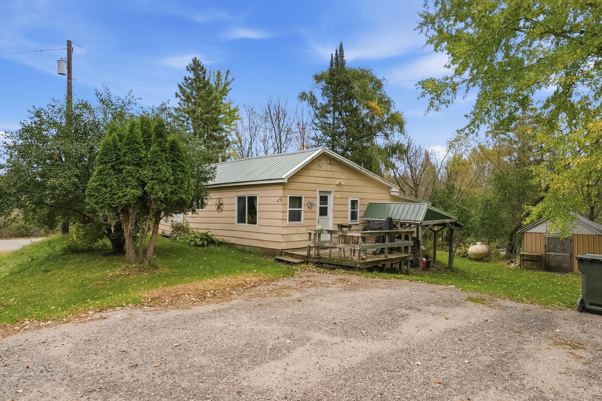 22743 Ginseng Road Property Photo 1