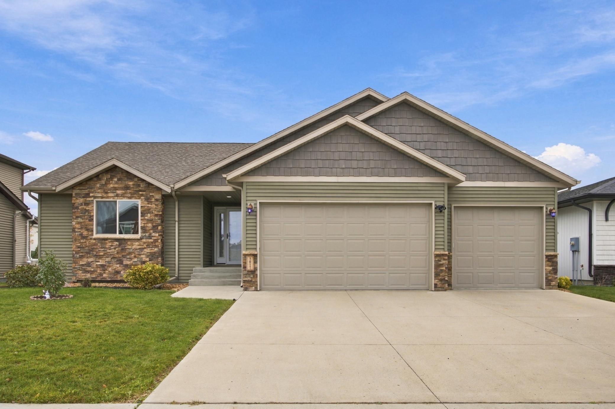 3017 2nd Street E Property Photo 1
