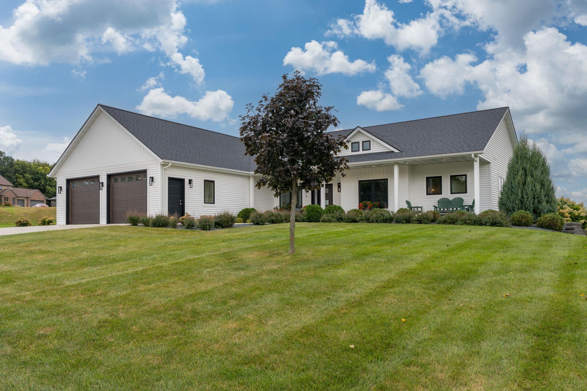 126 Shoreview Drive Property Photo 1