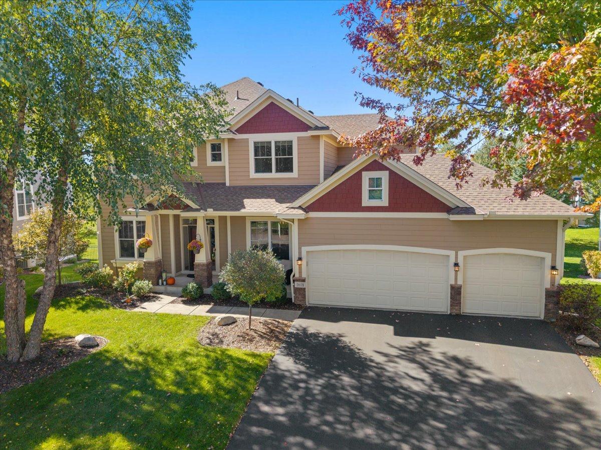 1618 Headwaters Lane Property Photo 1