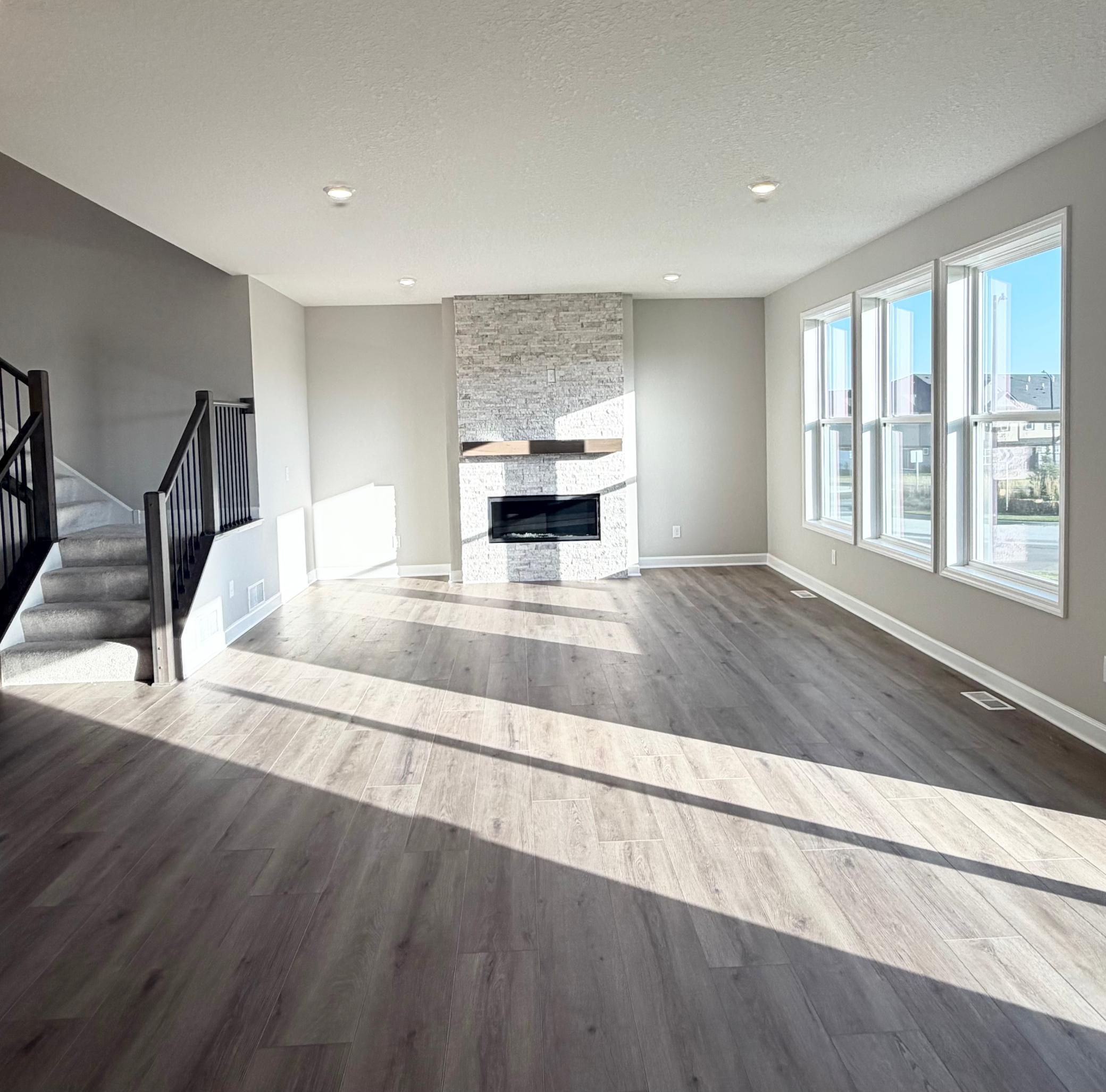 8633 Periwinkle Boulevard Property Photo 3