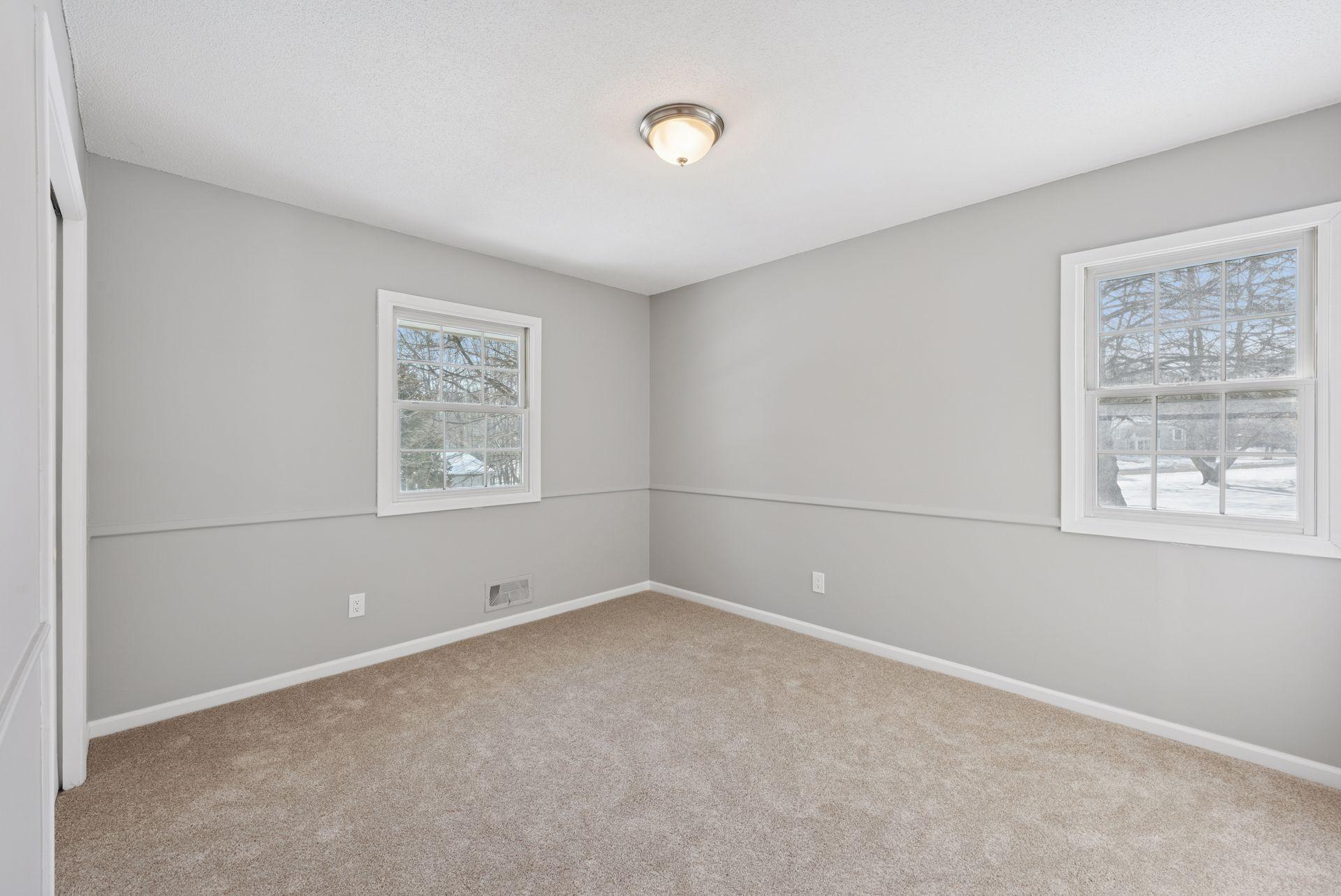 5570 & 5580 Shorewood Lane Property Photo 19