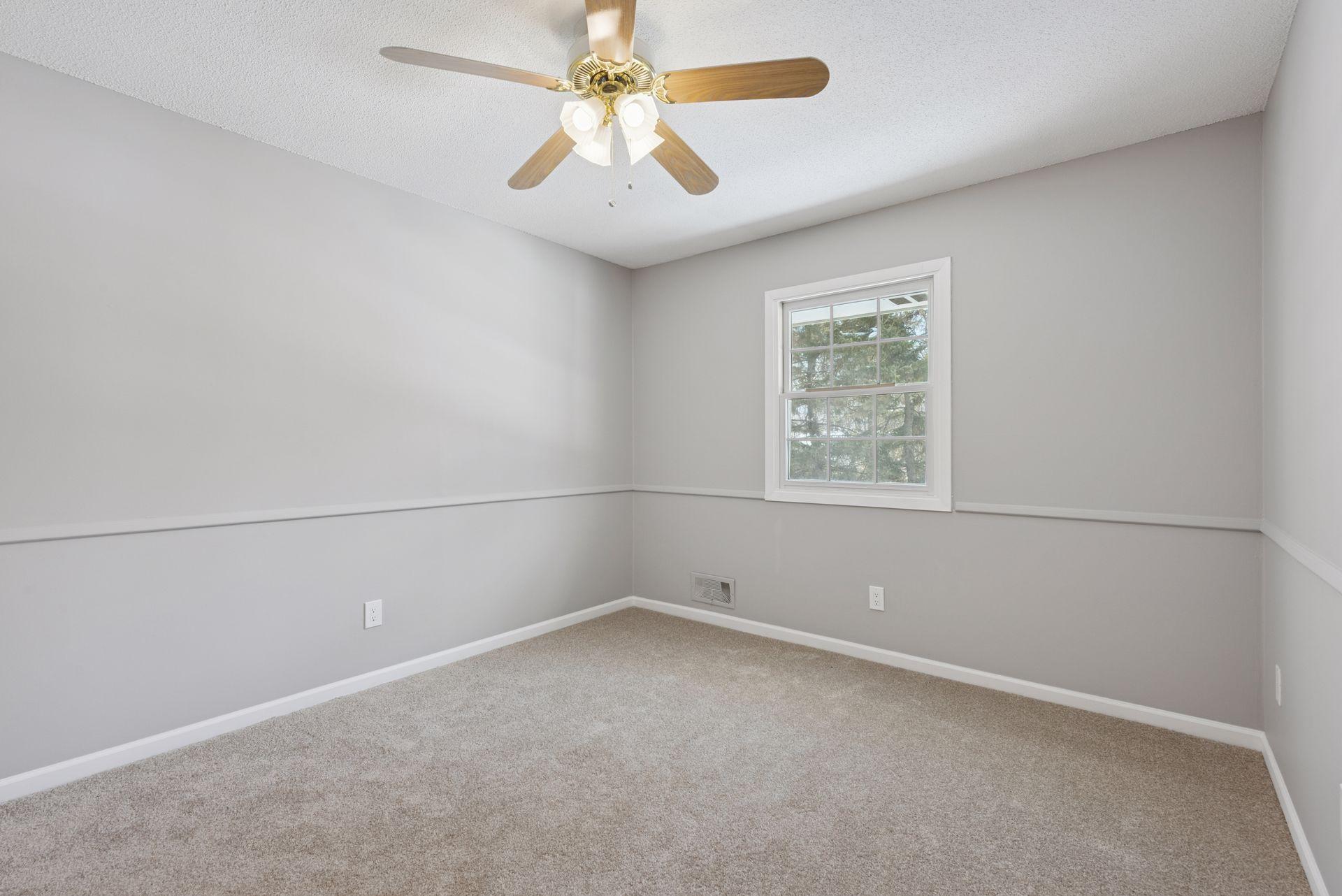 5570 & 5580 Shorewood Lane Property Photo 23