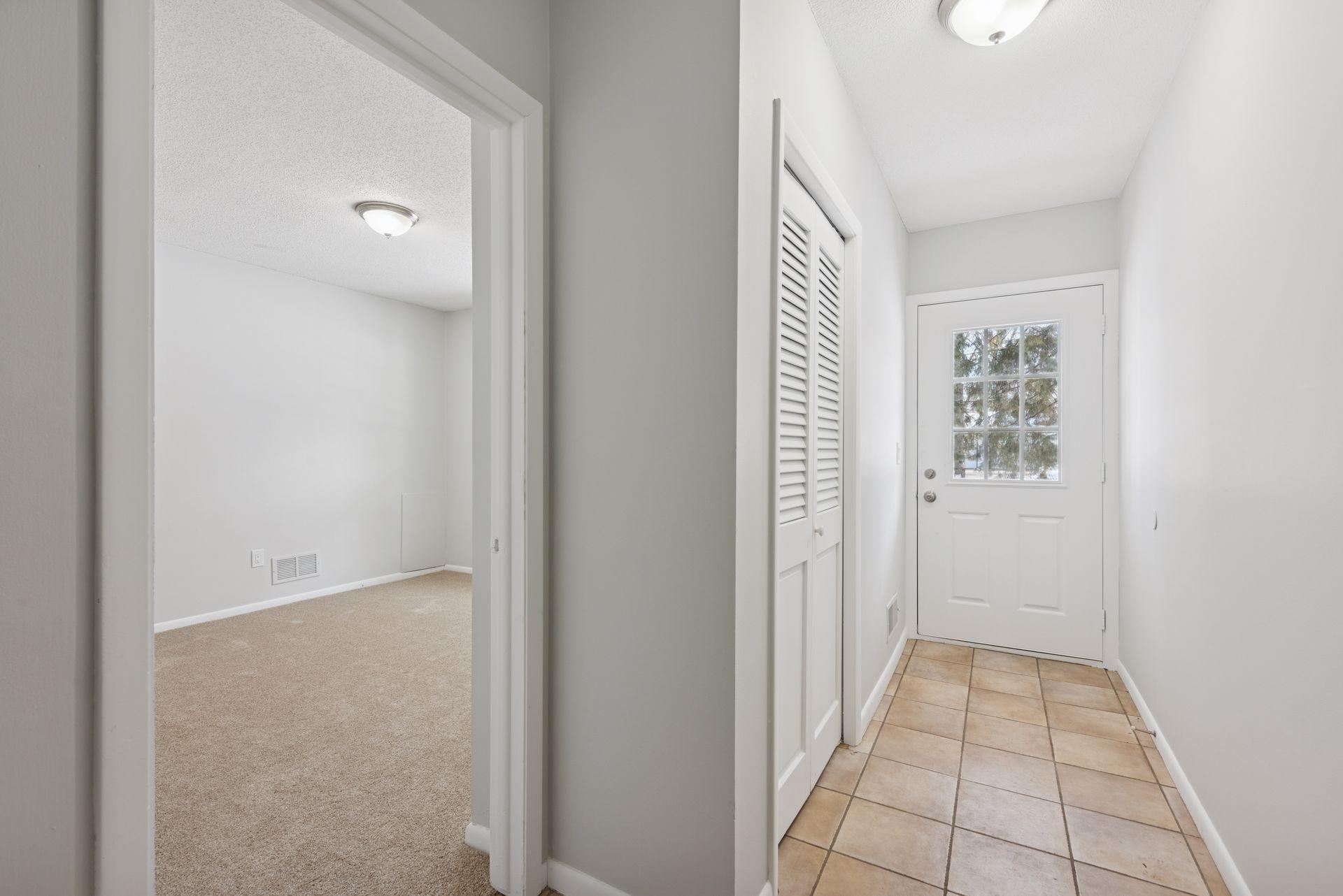 5570 & 5580 Shorewood Lane Property Photo 26