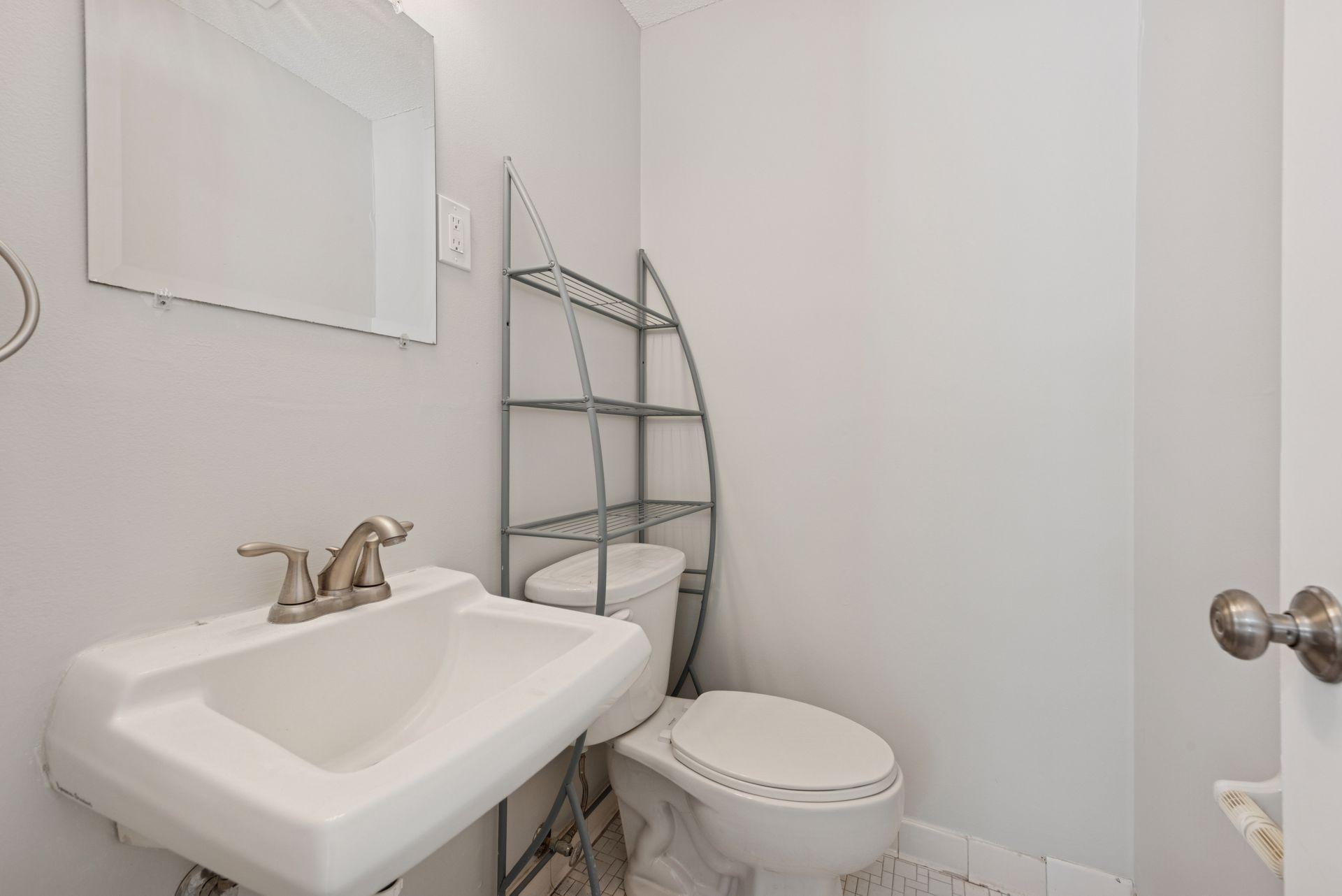 5570 & 5580 Shorewood Lane Property Photo 30