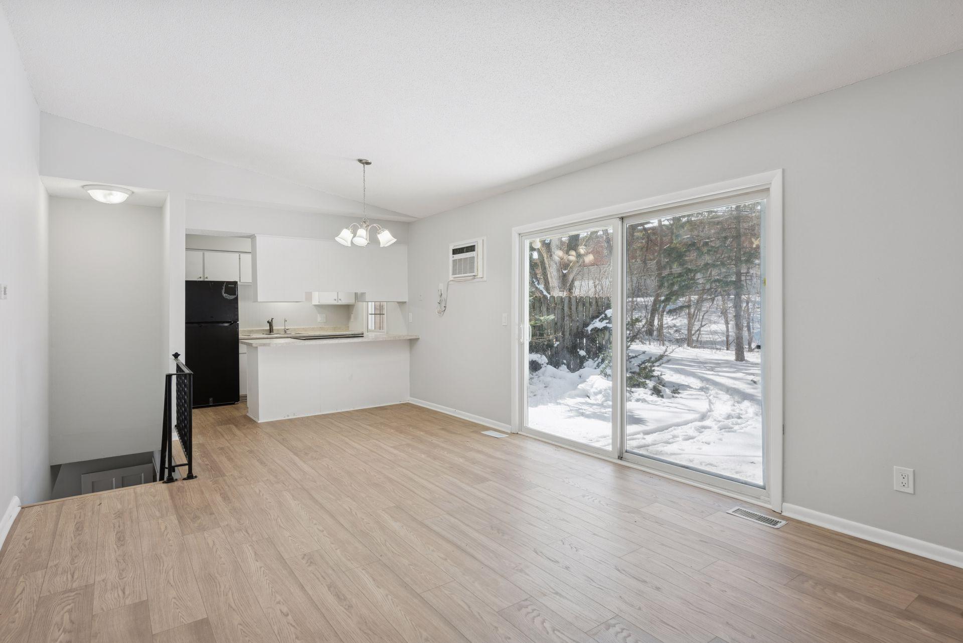 5570 & 5580 Shorewood Lane Property Photo 34