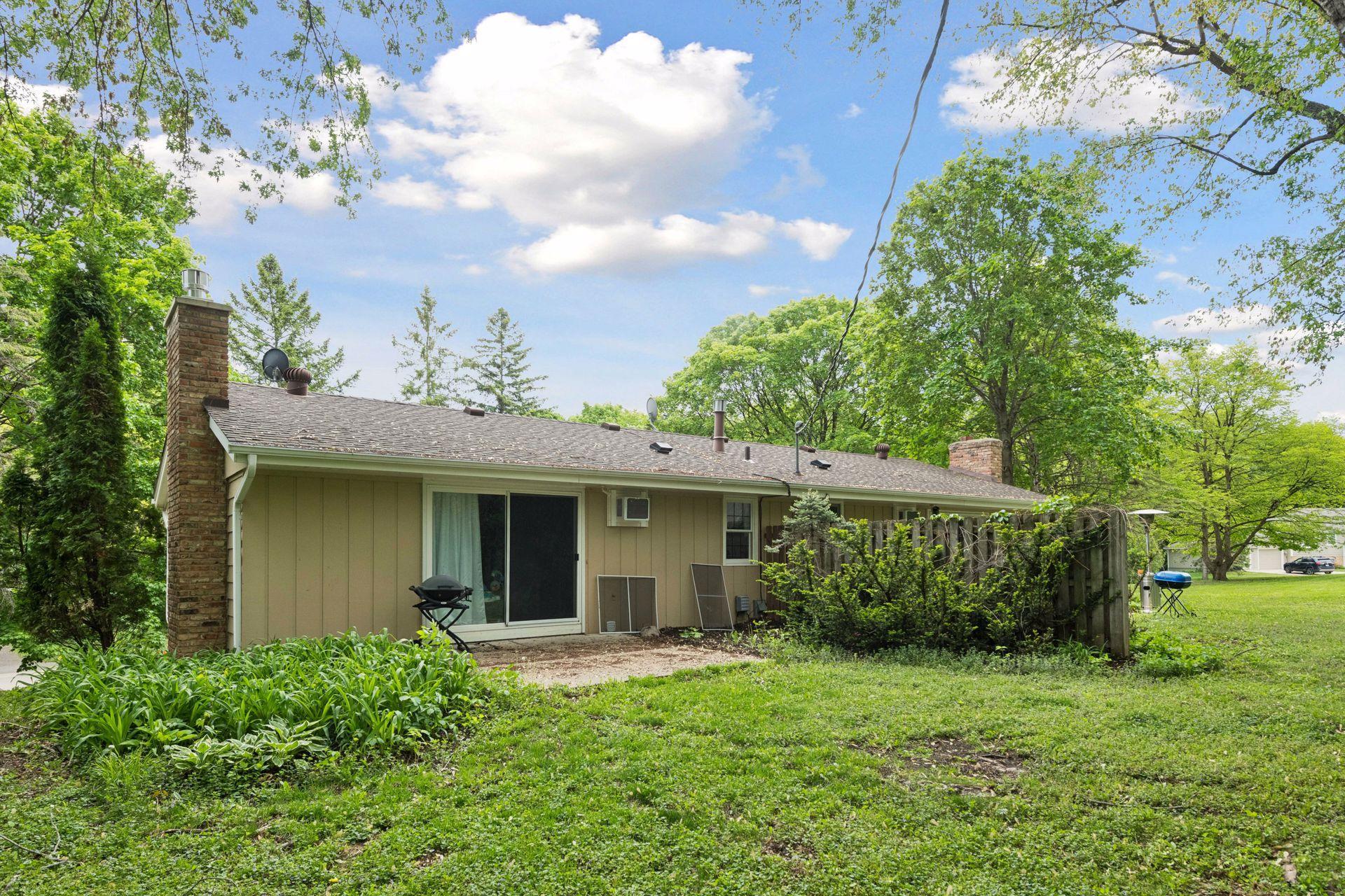 5570 & 5580 Shorewood Lane Property Photo 49