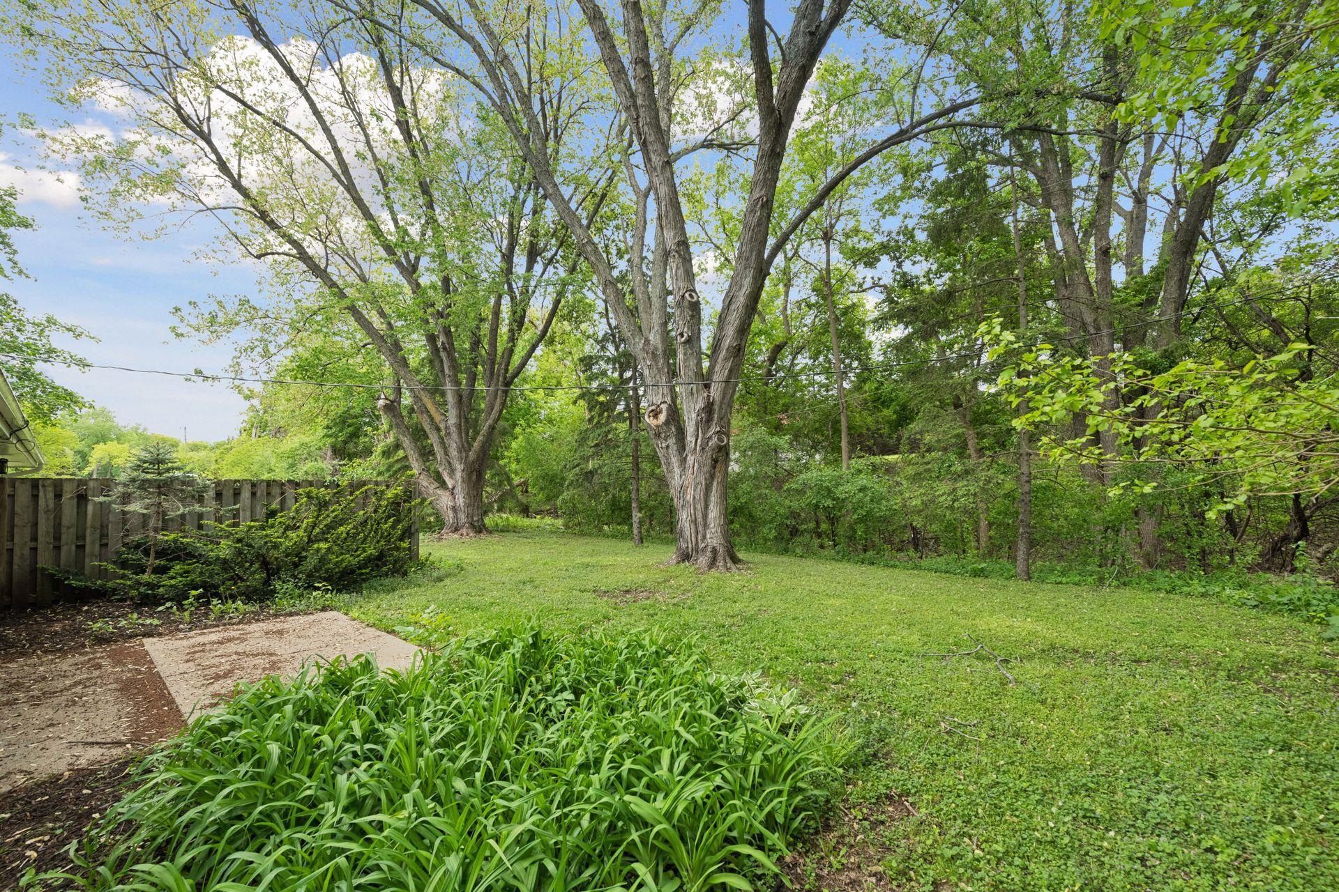 5570 & 5580 Shorewood Lane Property Photo 50
