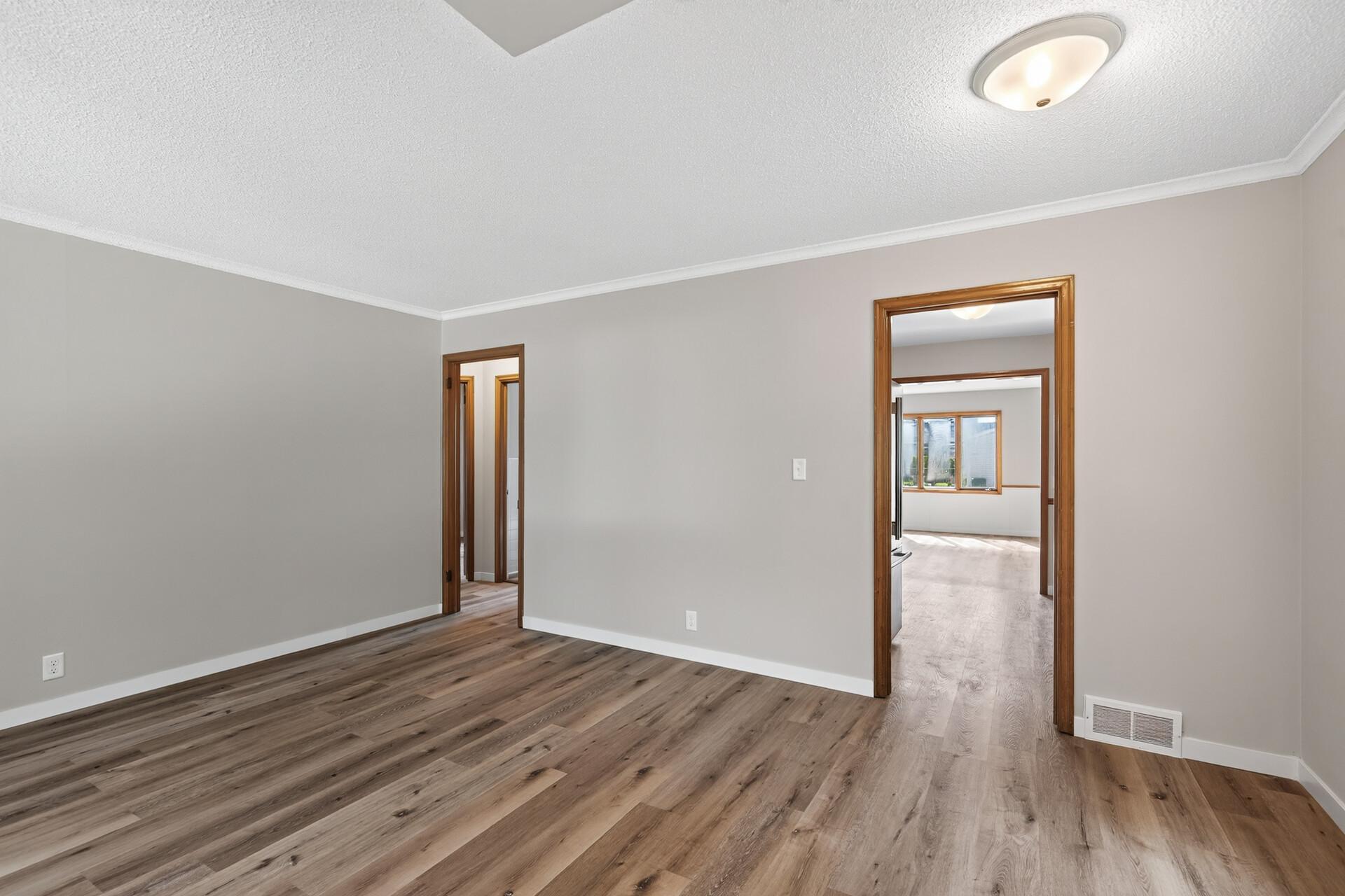 3620 Sumter Avenue S Property Photo 10