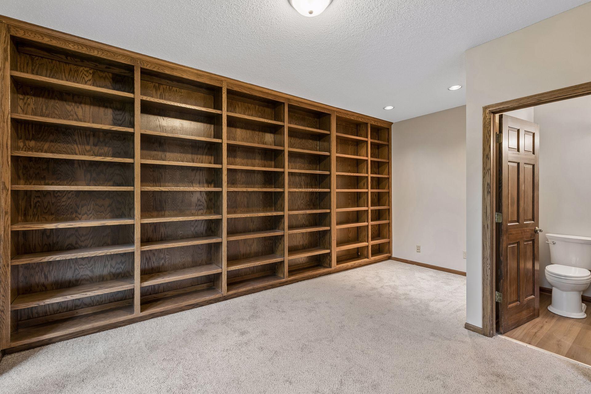 12708 Diamond Drive Property Photo 9