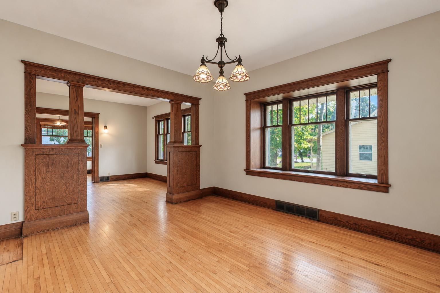 214 Broadway Street Property Photo 13