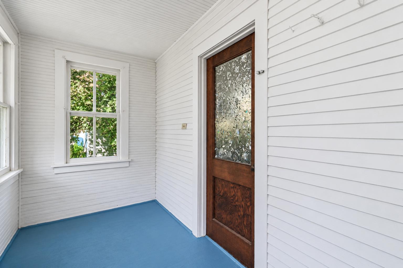214 Broadway Street Property Photo 26