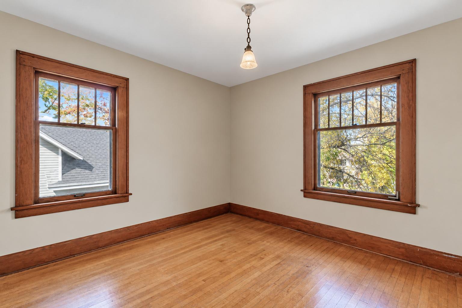 214 Broadway Street Property Photo 29