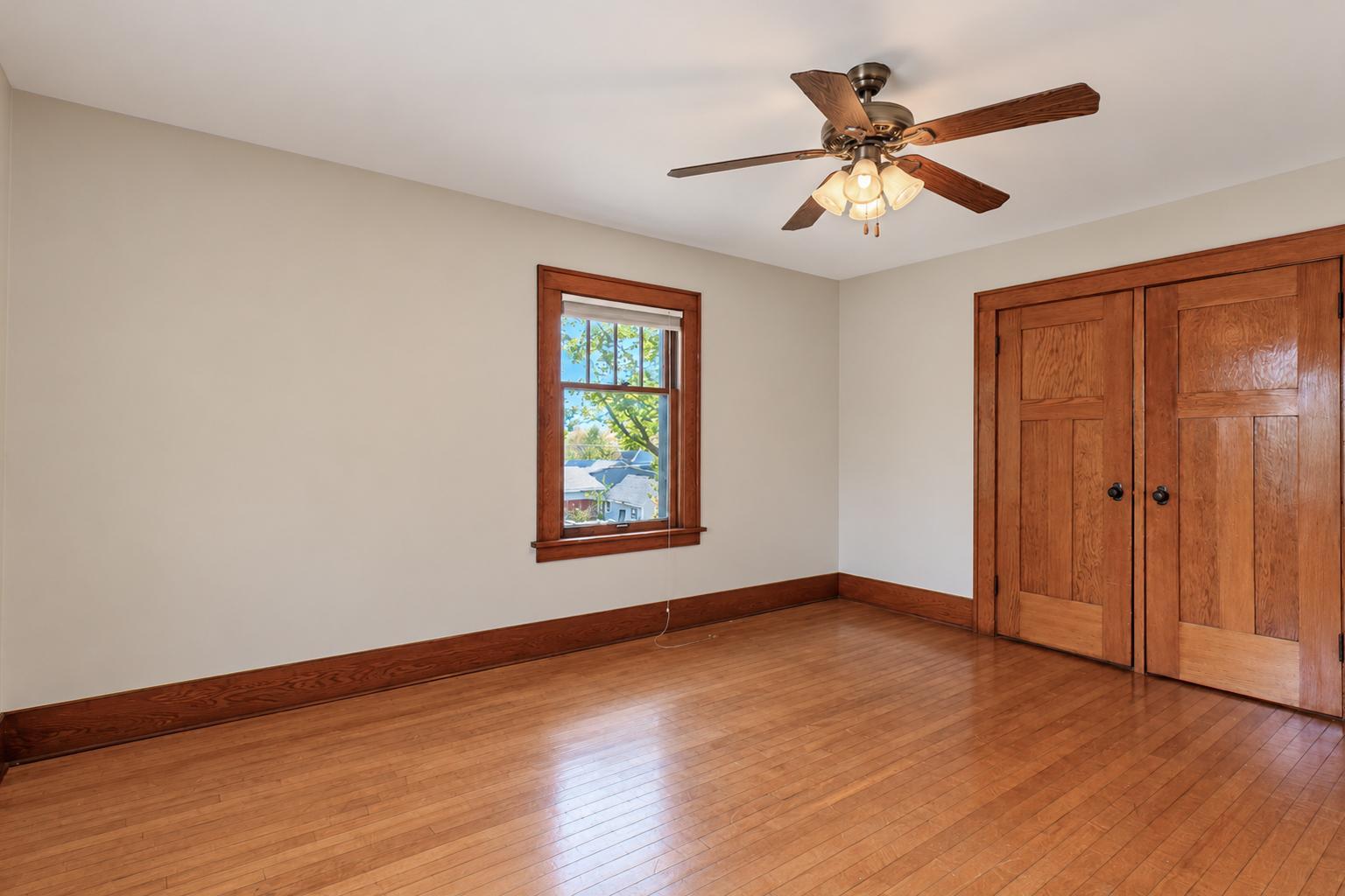 214 Broadway Street Property Photo 37