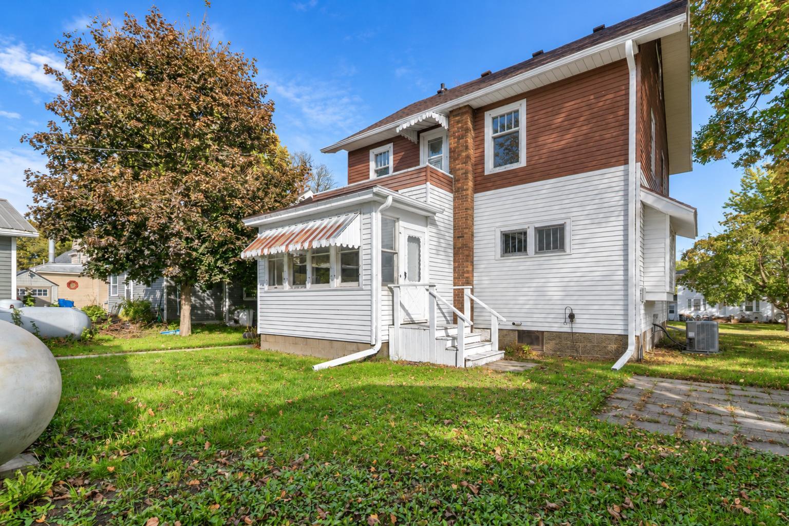 214 Broadway Street Property Photo 56