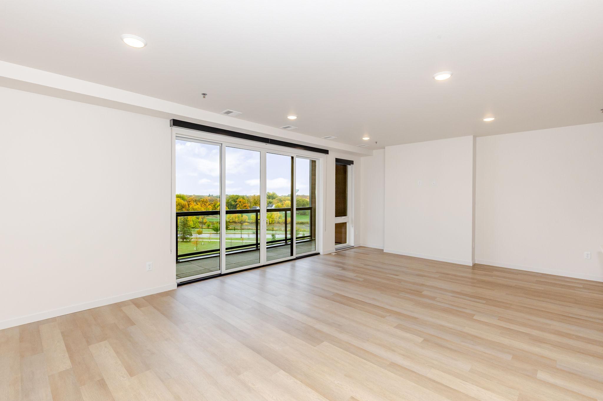 300 Main Avenue 510 Property Photo 7