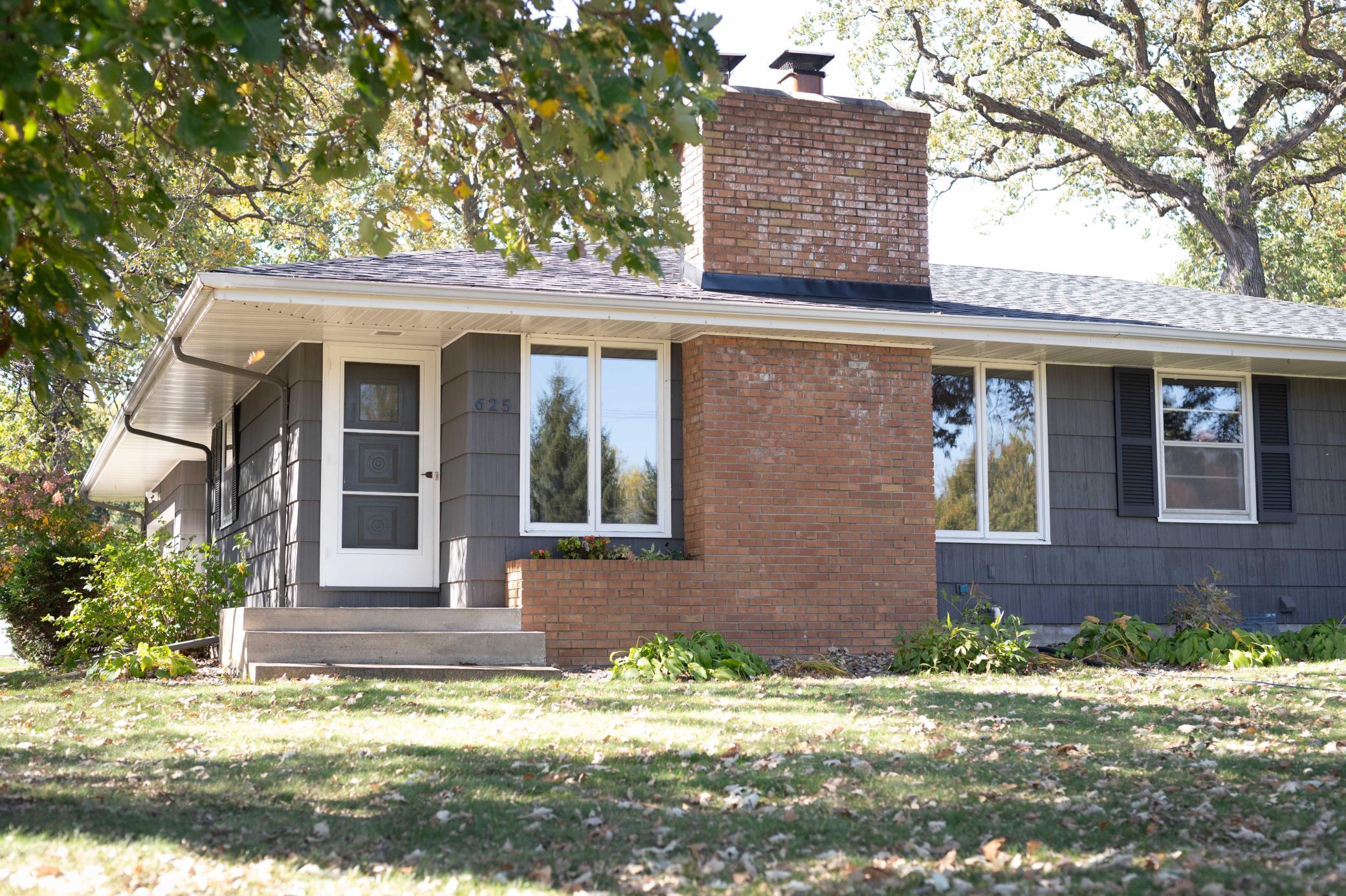 625 Rosswood Lane Property Photo 1