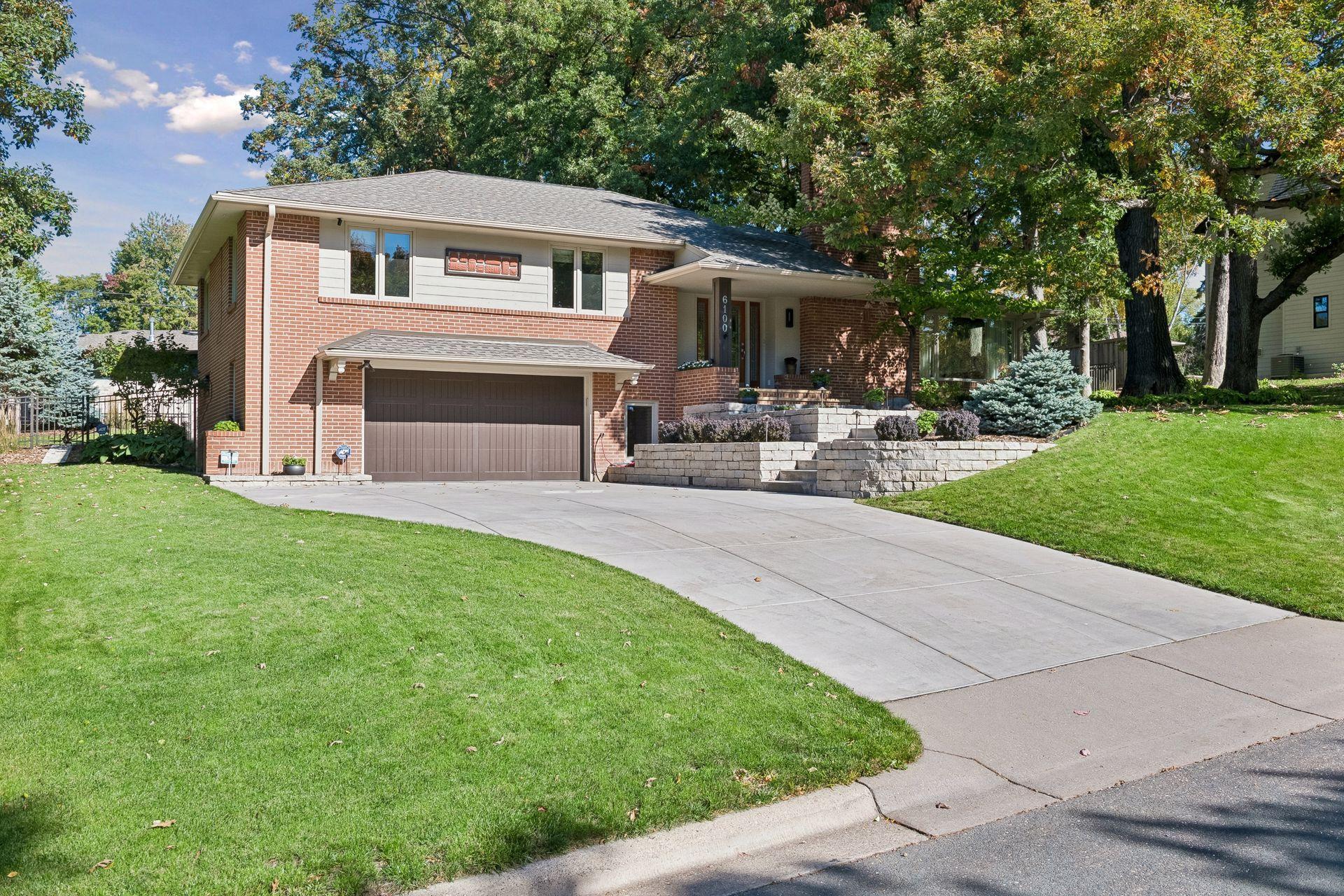 6100 Idylwood Drive Property Photo 1