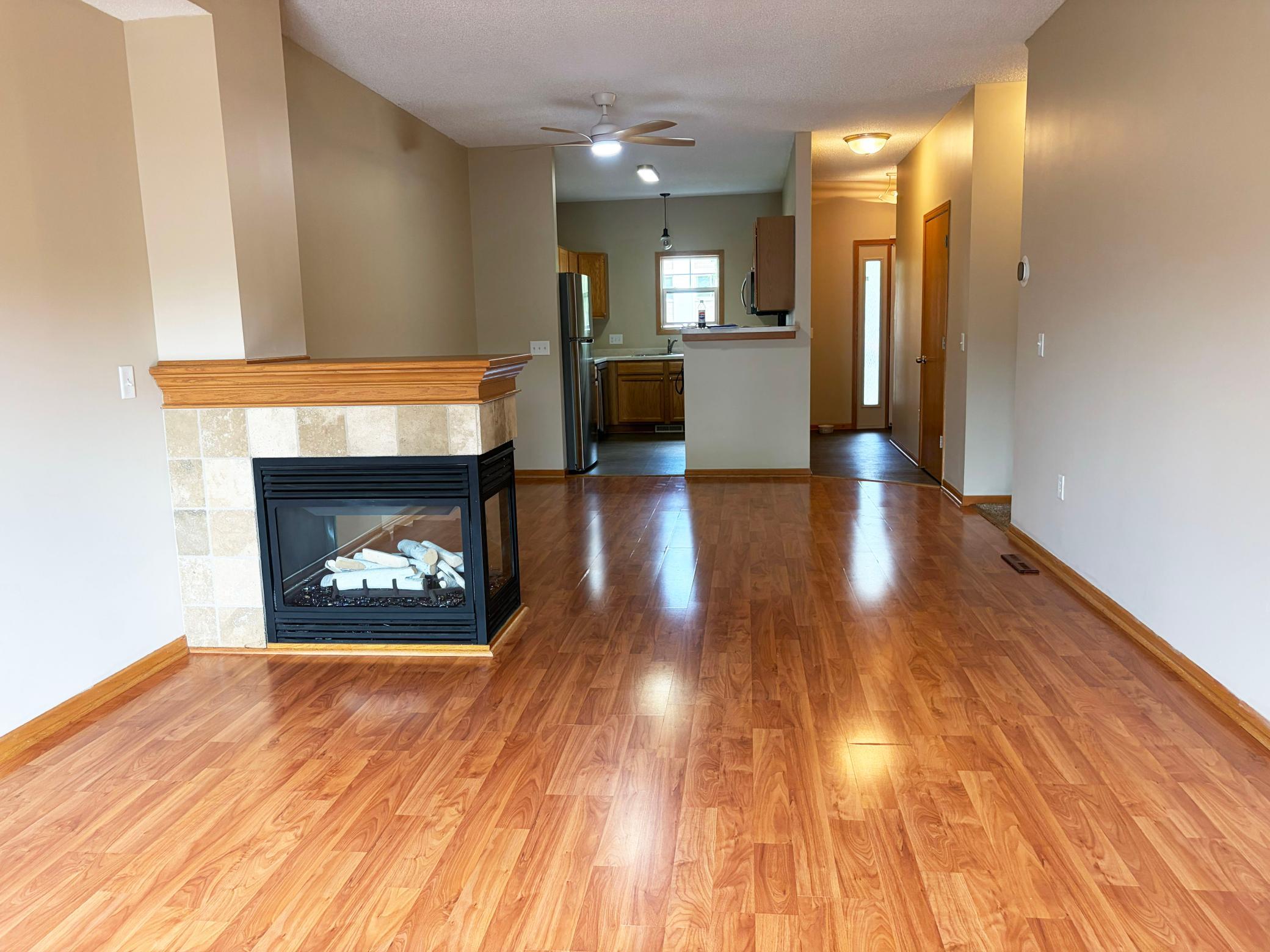 1087 Barclay Street Property Photo 2