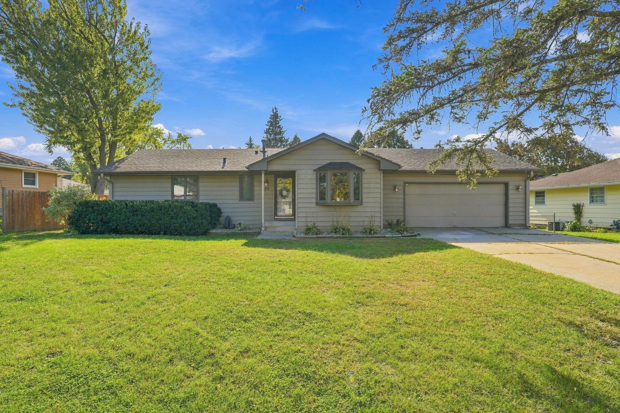 8711 61st Avenue N Property Photo 1