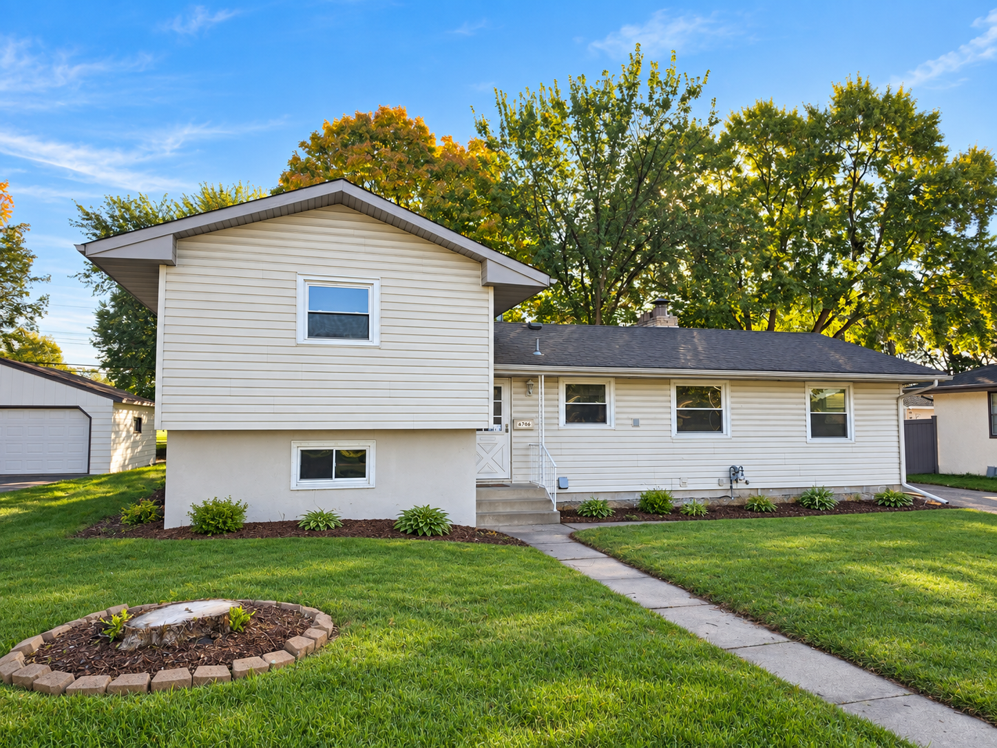 6706 Drew Avenue N Property Photo 1
