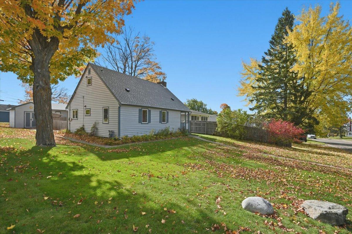 128 E Mankato Street Property Photo 4