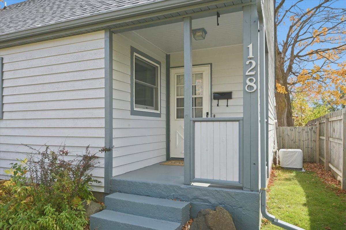 128 E Mankato Street Property Photo 6