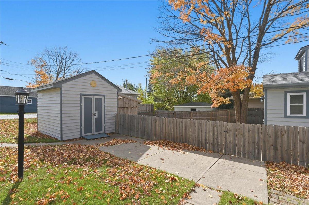 128 E Mankato Street Property Photo 33