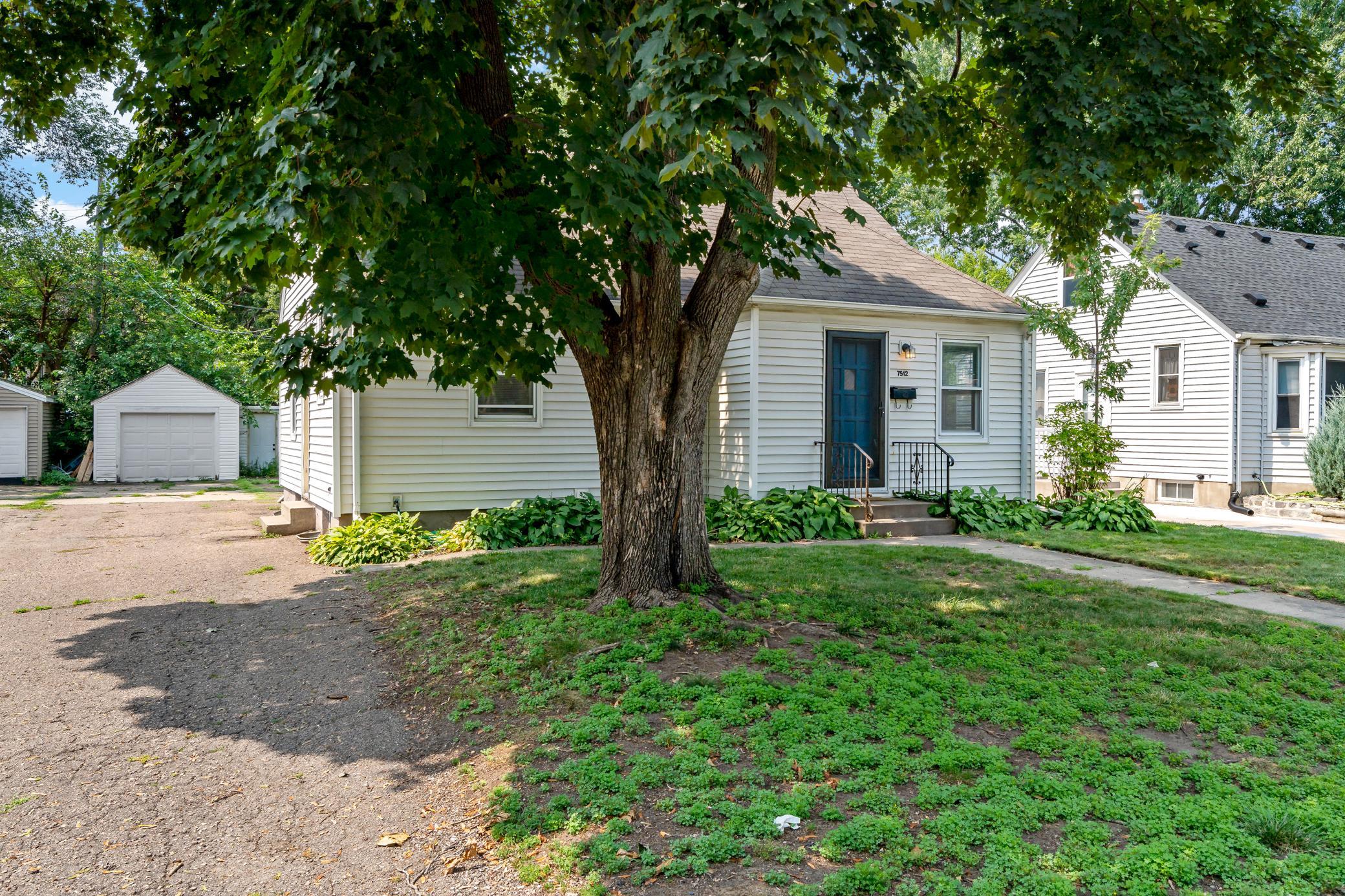 7512 Emerson Avenue S Property Photo 12