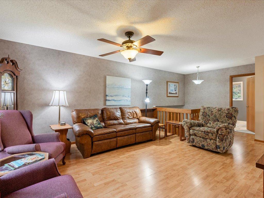 13158 Meredith Drive Property Photo 3
