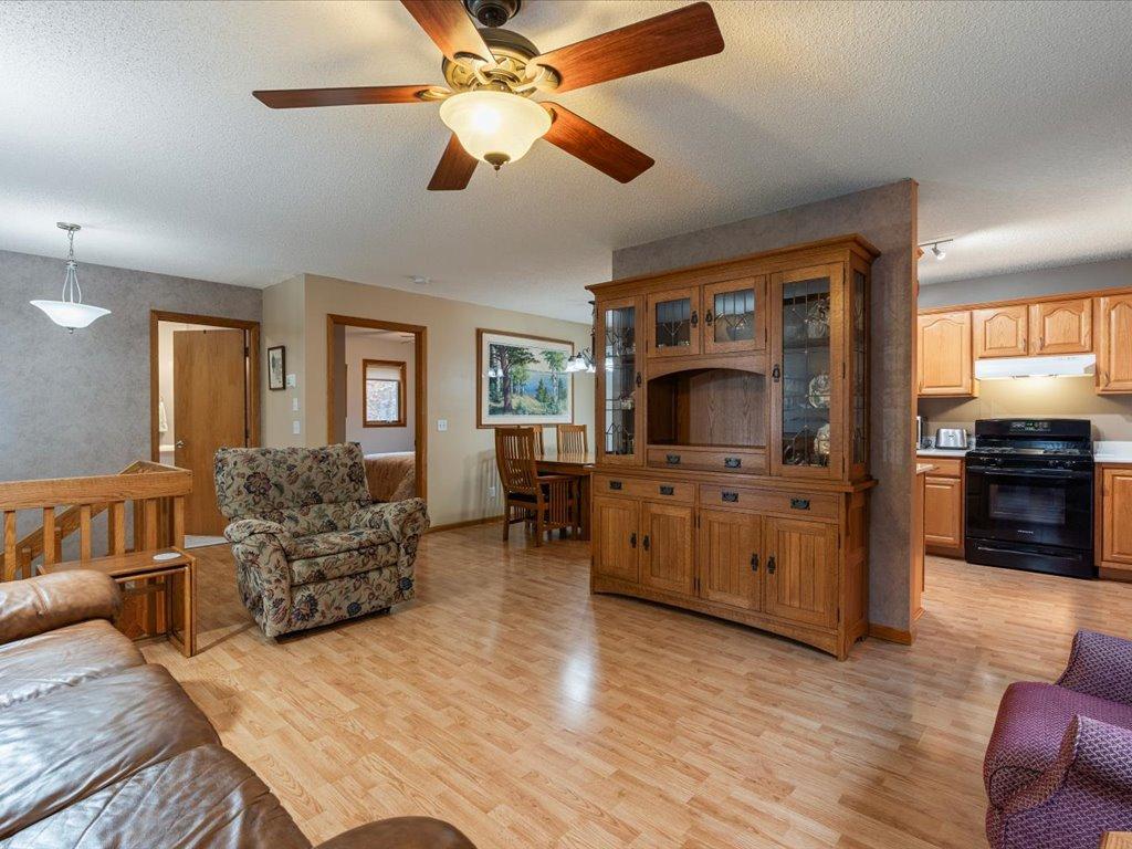 13158 Meredith Drive Property Photo 9